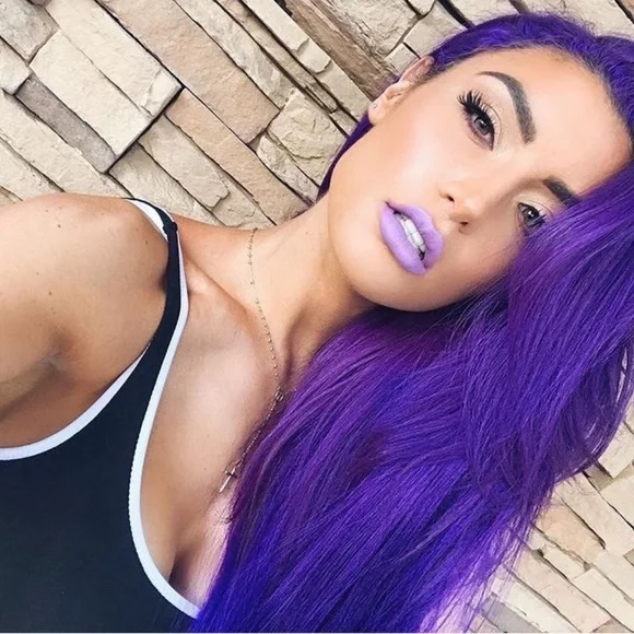 ❣️Fenty Mattemoiselle Plush Matte Lipstick in One of The Boyz - Picture 4 of 16